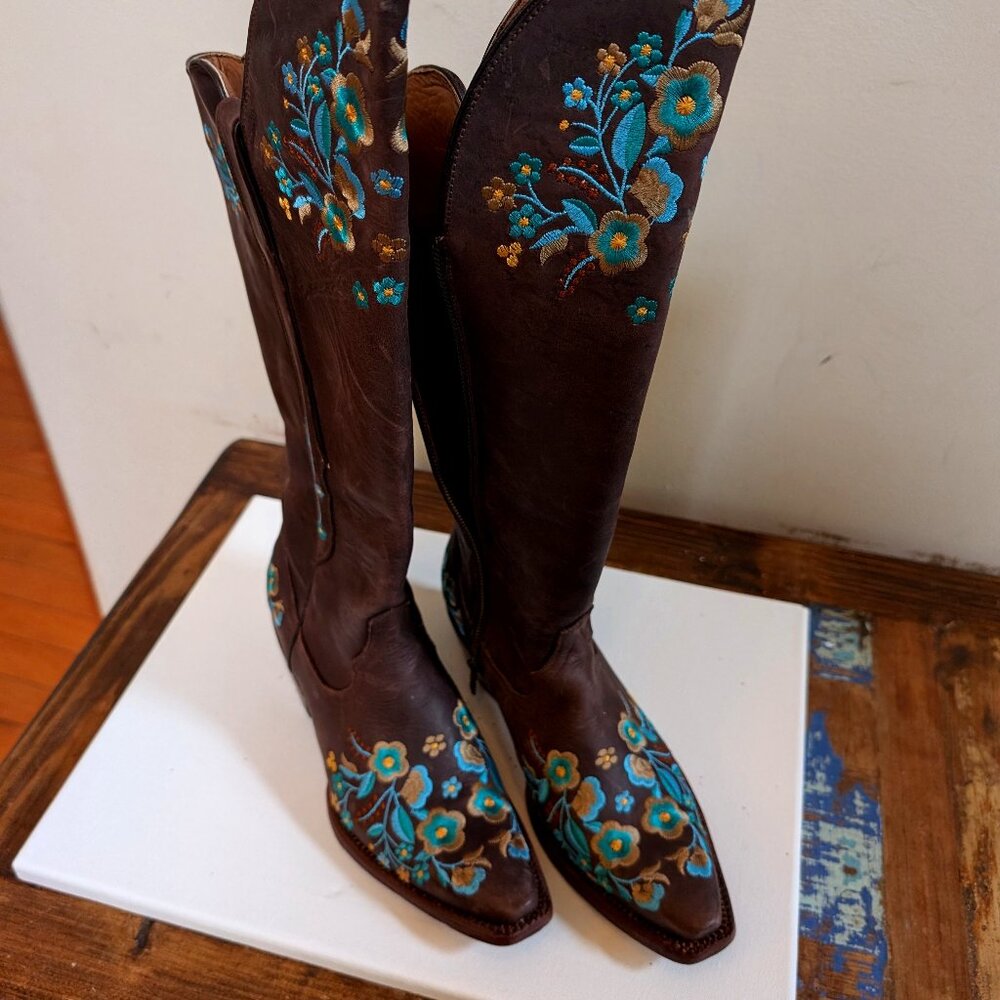 GORGEOUS Tanner Mark Women's Cowboy Boots